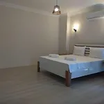 Aparthotel Grandma's Garden 3*