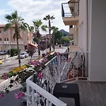Aparthotel Grandma's Garden