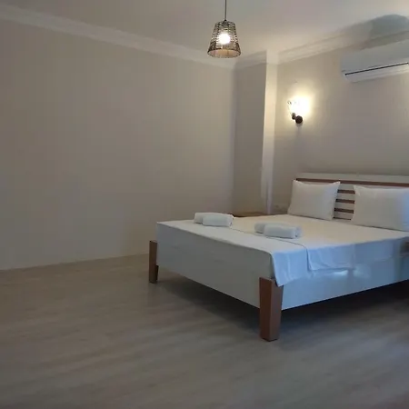 Hotel de apartamente Grandma's Garden 3*