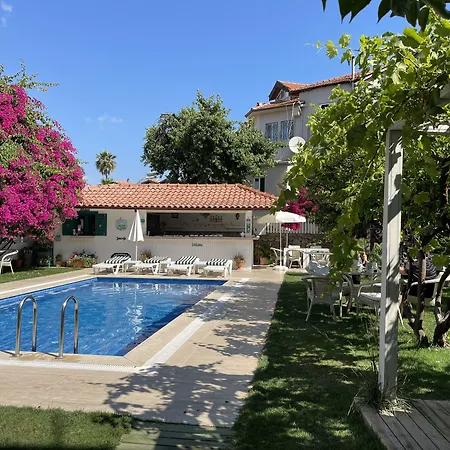 Grandma's Garden Hotel de apartamente Dalyan