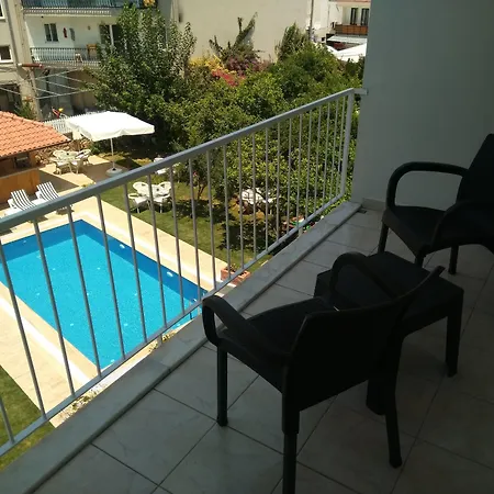 Grandma's Garden 3* ダルヤン