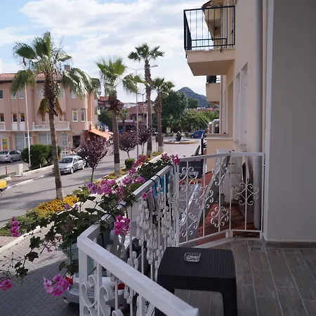 Aparthotel Grandma's Garden