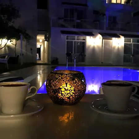 アパートホテル Grandma's Garden ダルヤン